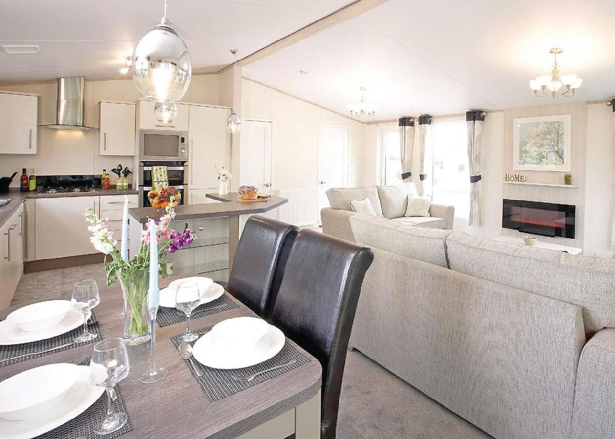 Tattershall Lakes Country Park Dogdyke Екстер'єр фото